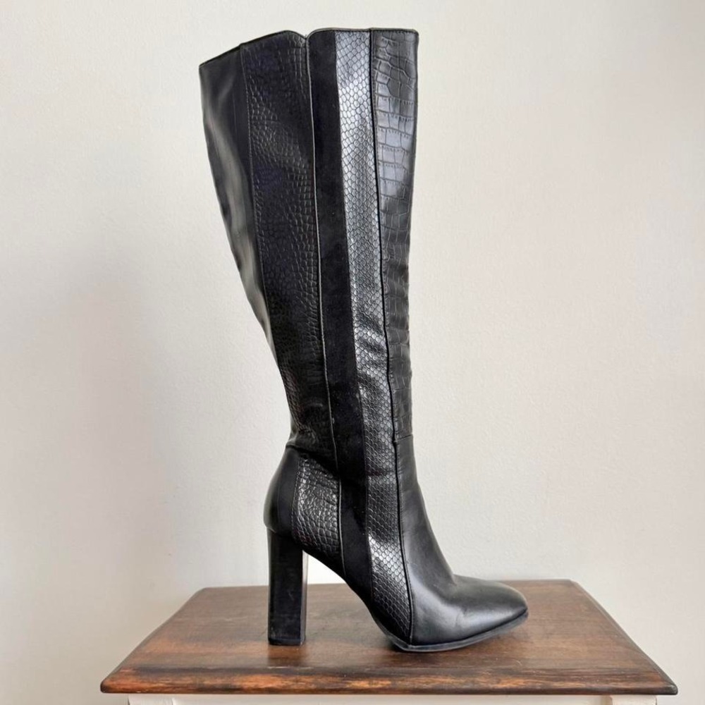 Black knee-high patchwork boot croc Size 8 vegan - image 1